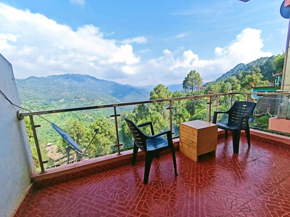 The Western Heights I Serviced Apartments I Pvt Balcony I Lift I Peacefull Area I Family Accomodation I Kasauli I By Exotic Stays المظهر الخارجي الصورة