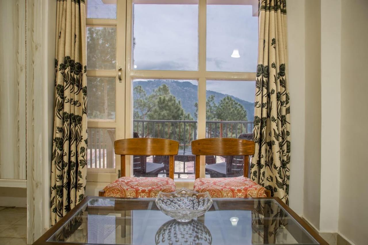 The Western Heights I Serviced Apartments I Pvt Balcony I Lift I Peacefull Area I Family Accomodation I Kasauli I By Exotic Stays المظهر الخارجي الصورة